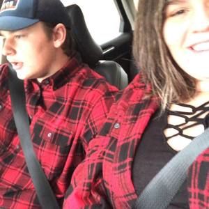 Meet your Posher, Hailey